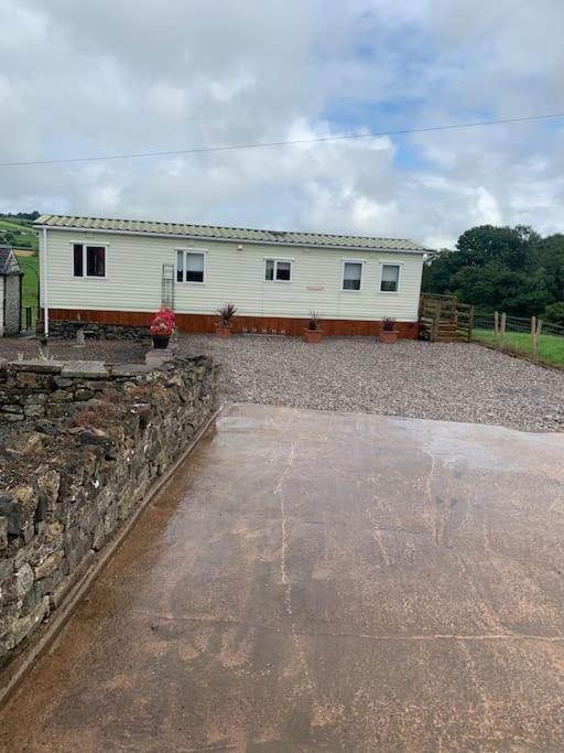 Farm Stay Caravan On Working Farm Dacre  Exterior photo